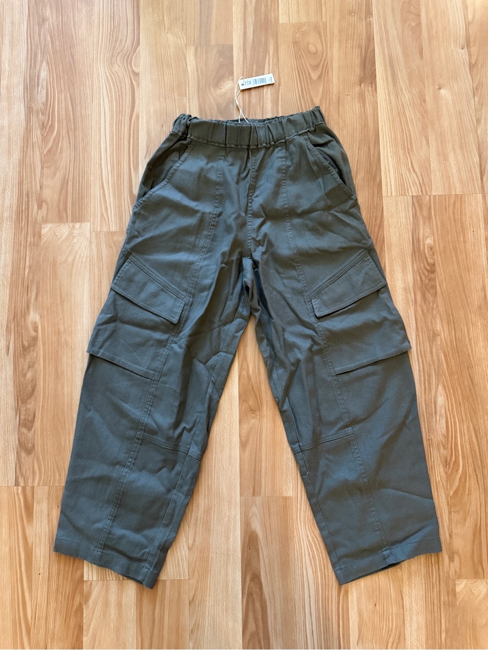 NWT Max Studio London Olive Green Wide-Leg Cargo Pants